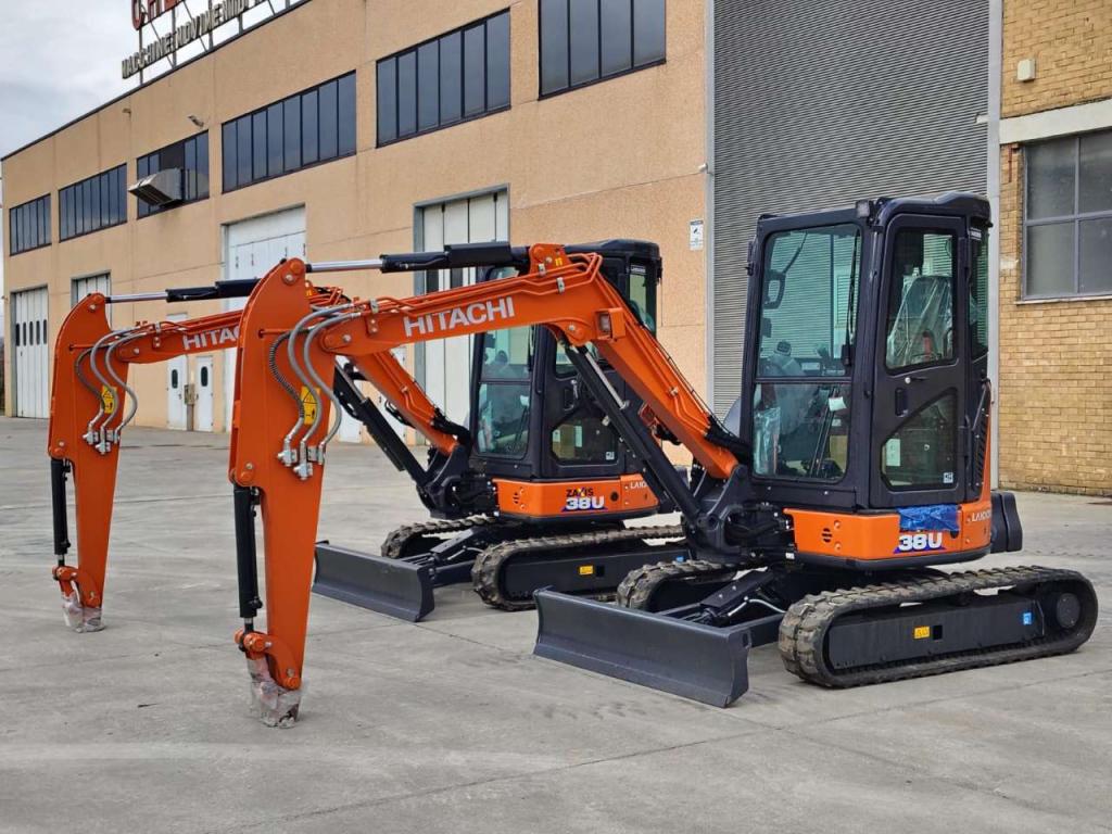 Hitachi ZX 38U-6 CLR Foto 2