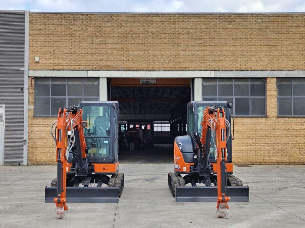 Hitachi ZX 38U-6 CLR Foto 8