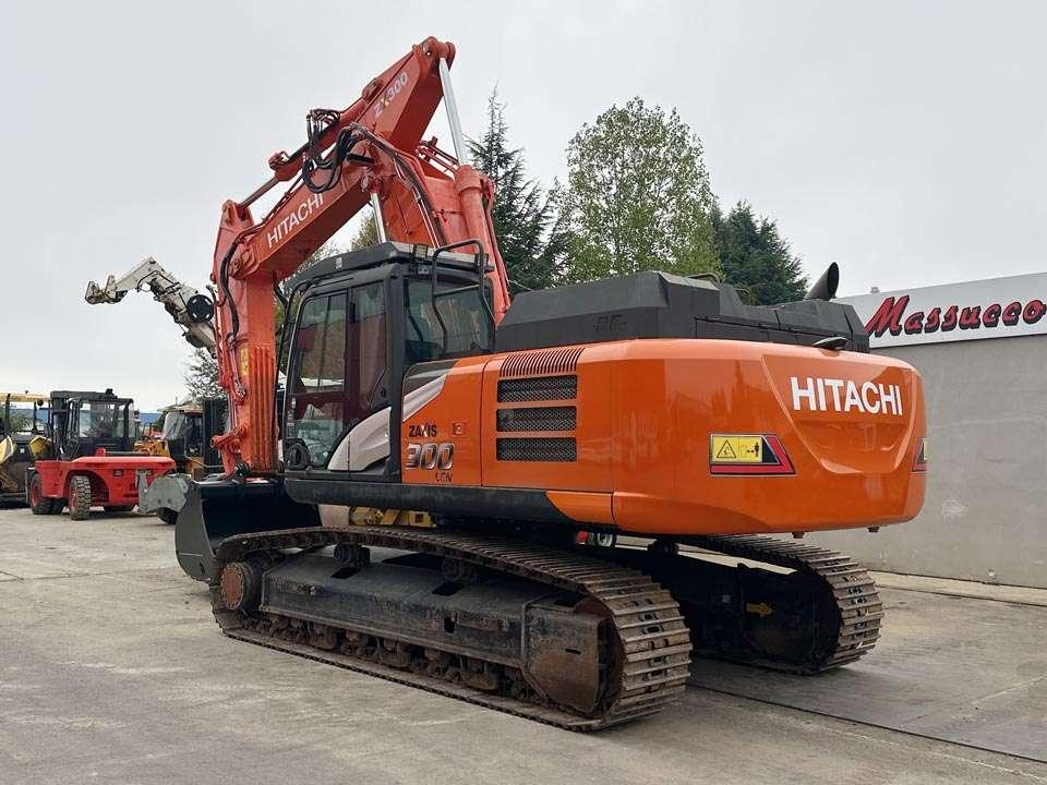 Hitachi ZX300LCNT-6 Foto 3