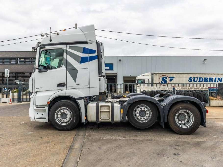Mercedes-Benz ACTROS 2646 LS + HYDR. Foto 2