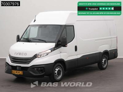 Iveco Daily 35S18 3.0L Automaat L2H2 180PK ACC Airco Cruise Camera Parkeersensoren CarPlay Stoelverwarmin in vendita da BAS World B.V.