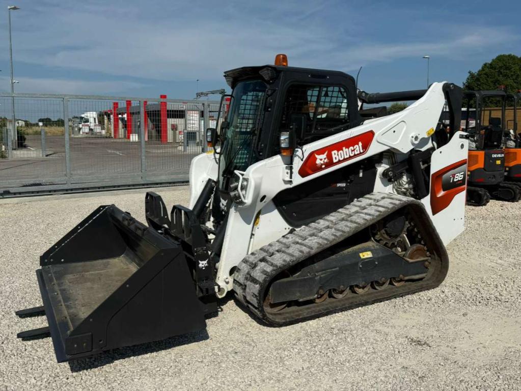 Bobcat T86 Foto 1