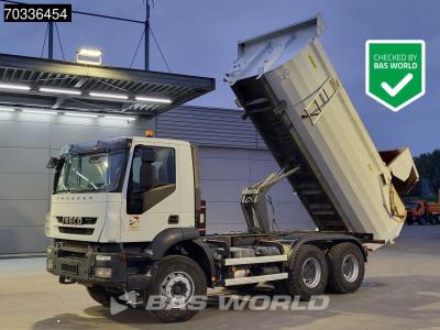 Iveco Trakker 330 6X4 13m3 tipper Steel suspension Big-Axle Manual Euro 5 in vendita da BAS World B.V.