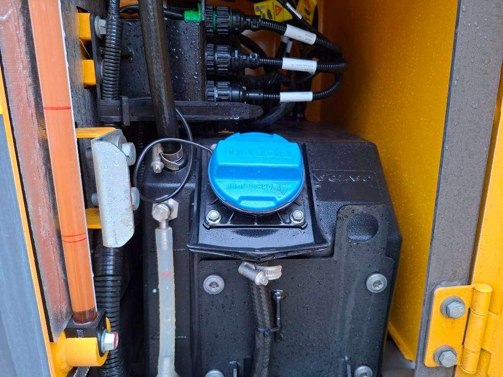 Volvo EC230FL5 Foto 17