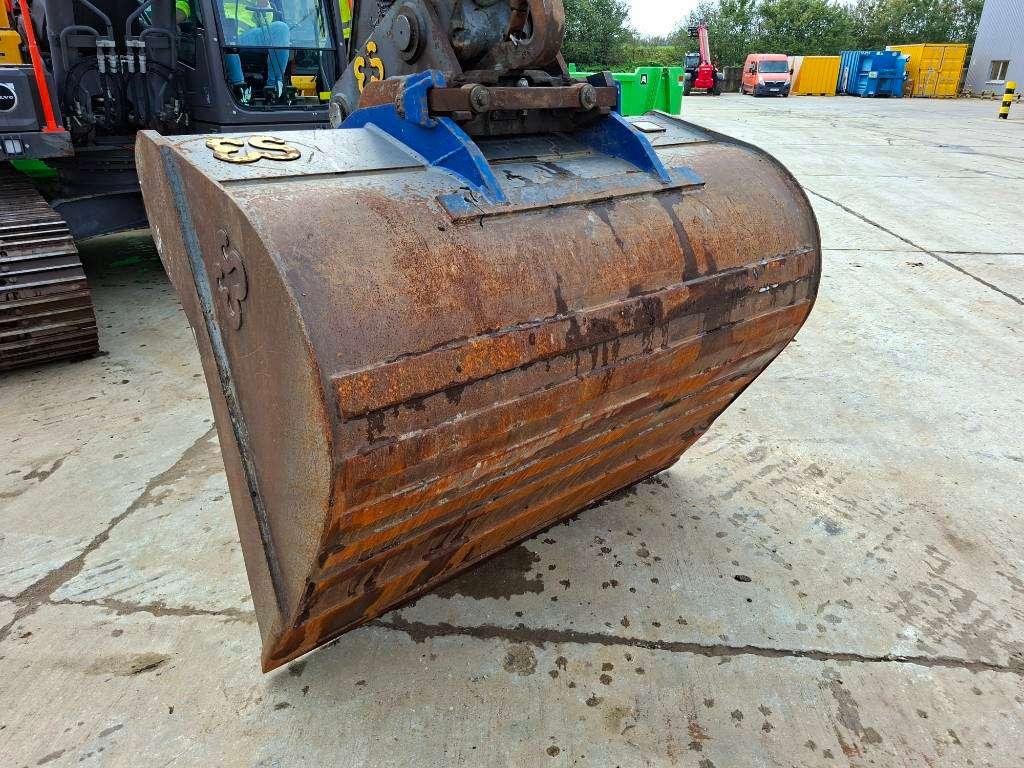 Volvo EC230FL5 Foto 24