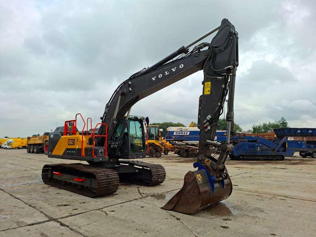 Volvo EC230FL5 Foto 3