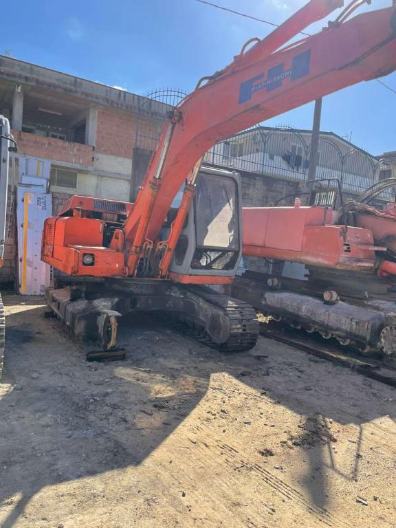 Fiat Hitachi FH120(USO RICAMBI) Foto 2