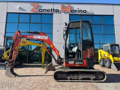 Kubota U27-4