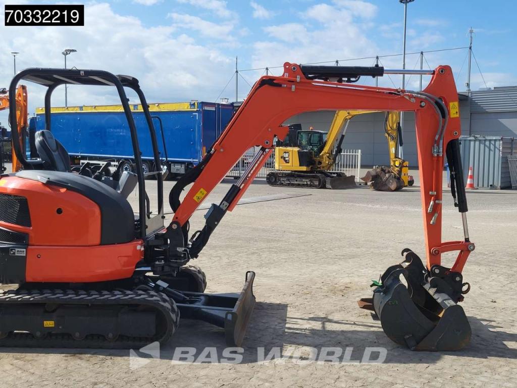 Kubota U36 -4 3 Buckets - Like New! Foto 10