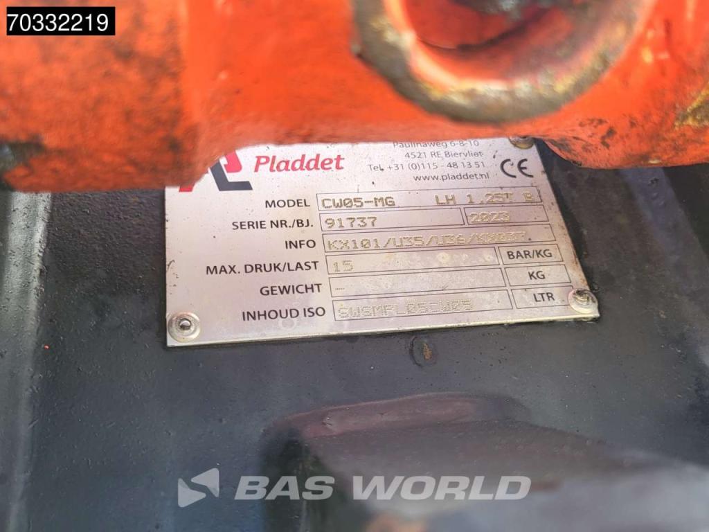 Kubota U36 -4 3 Buckets - Like New! Foto 22