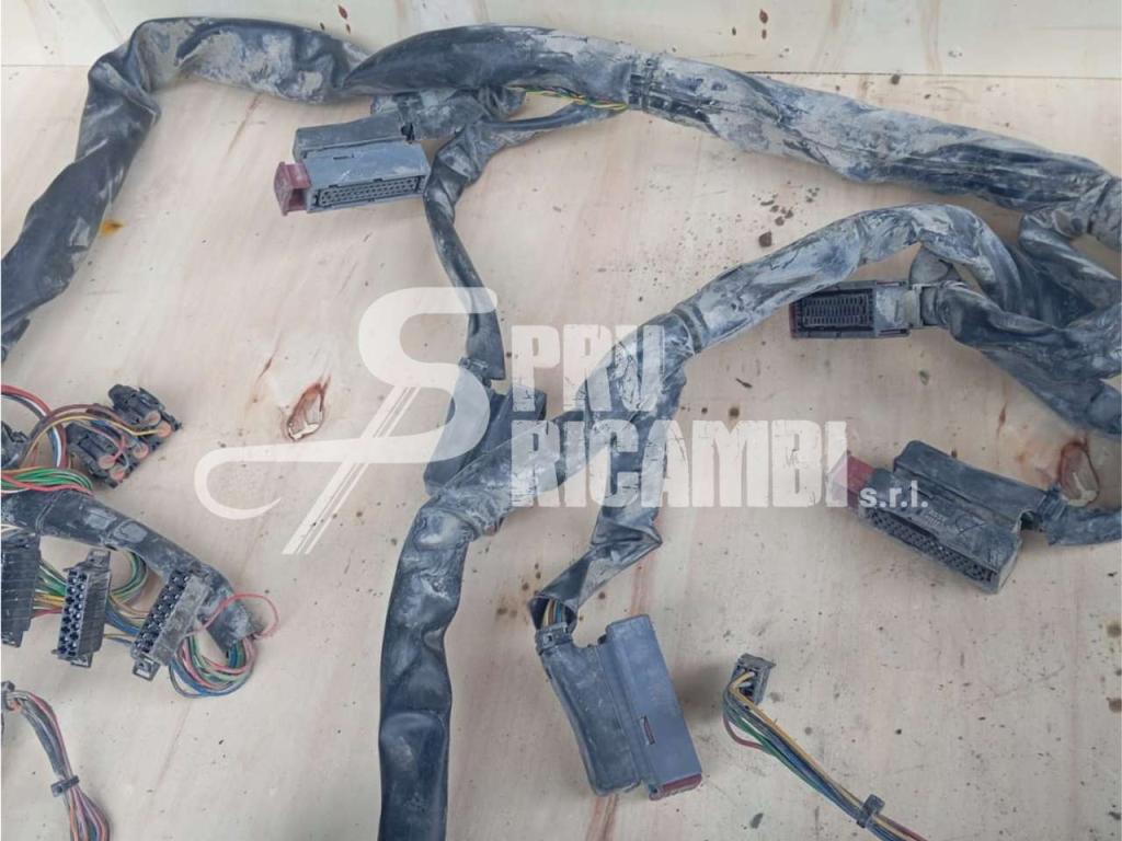 Cablaggio elettrico per Volvo A 30 D Foto 4