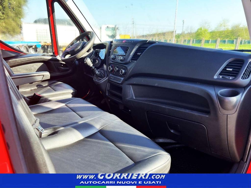 Iveco Daily 35-120 Foto 7