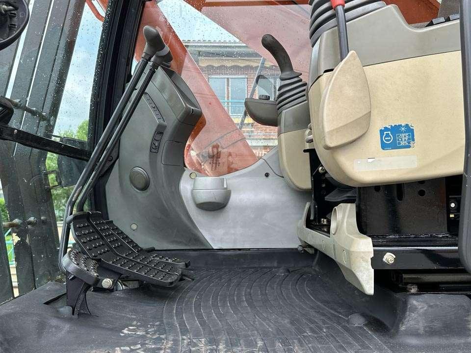 Hitachi ZX470LCH-5B Foto 18