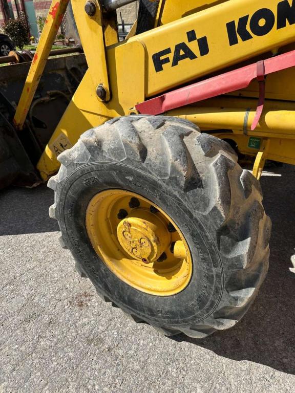 Komatsu WB97R Foto 9