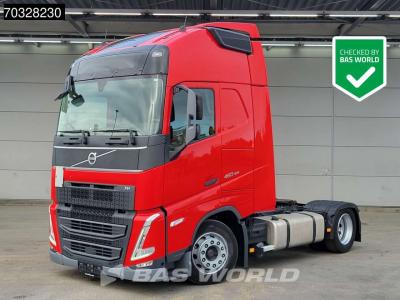 Volvo FH 460 4X2 Mega XL 2x Tanks ACC Navi