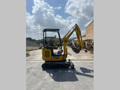 Komatsu PC 16R-3HS Foto 1