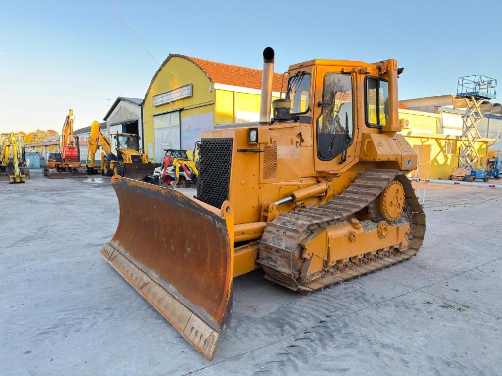 Caterpillar D5H Foto 1