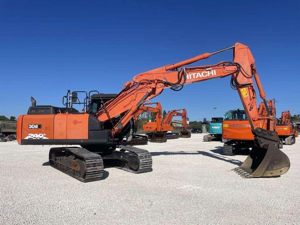 Hitachi ZX 240 N-6 Foto 5