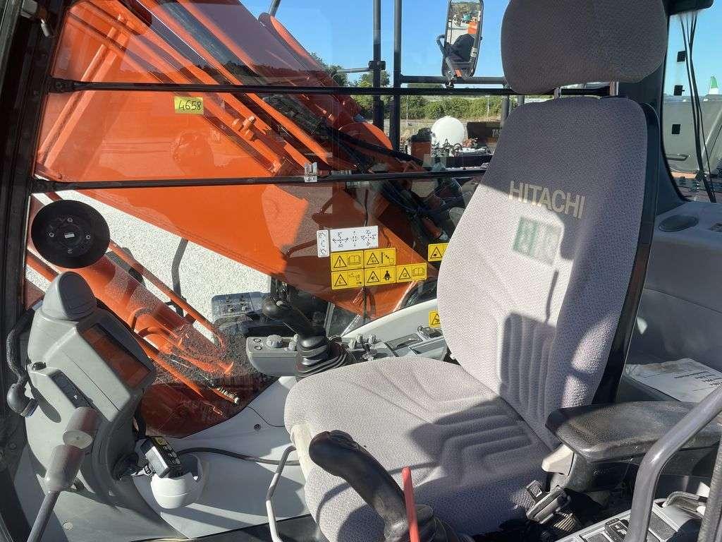 Hitachi ZX 240 N-6 Foto 6