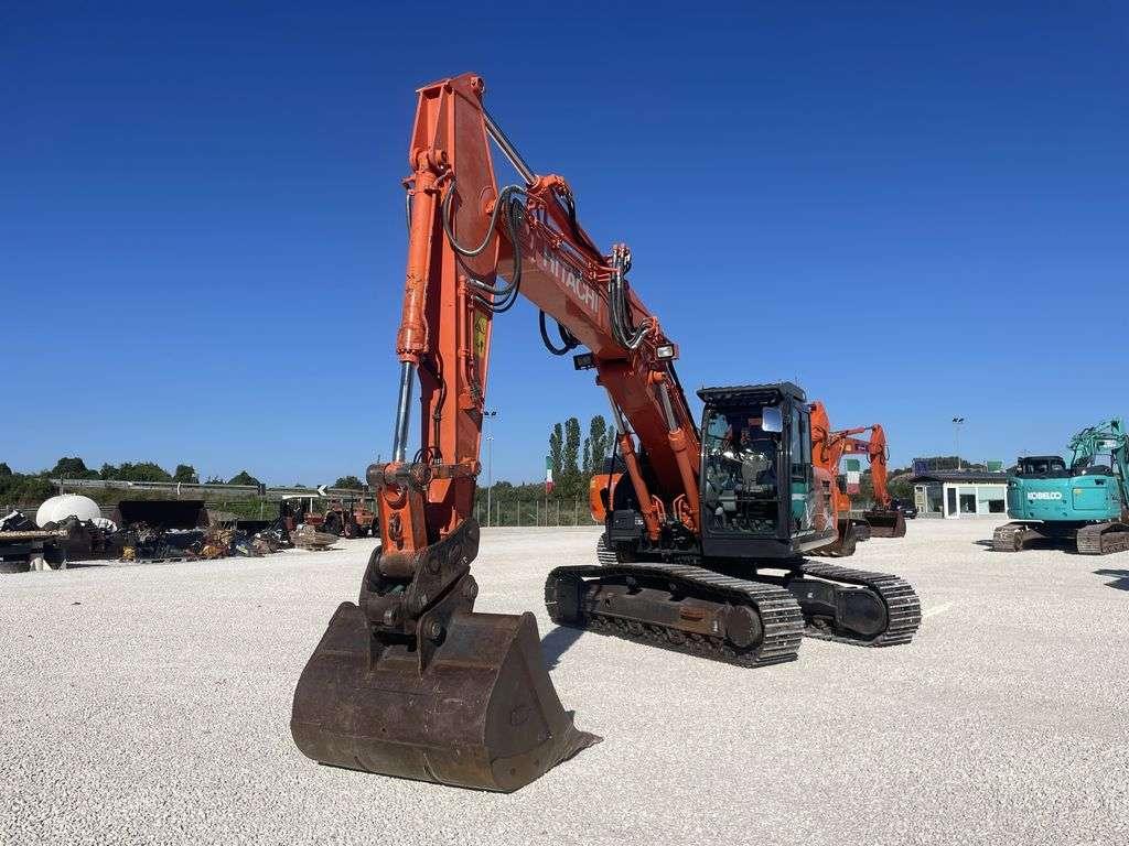 Hitachi ZX 240 N-6 Foto 7