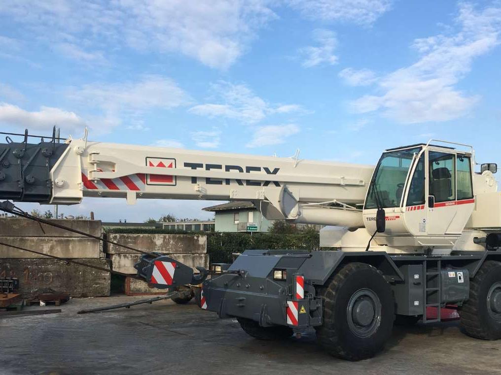 Terex A 450 Foto 1
