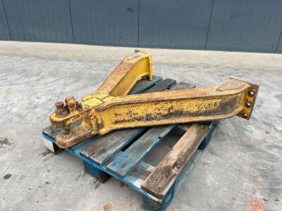 Caterpillar D6H / D6R / D6T Zugtraverse / Trekhaak in vendita da Smitma B.V.