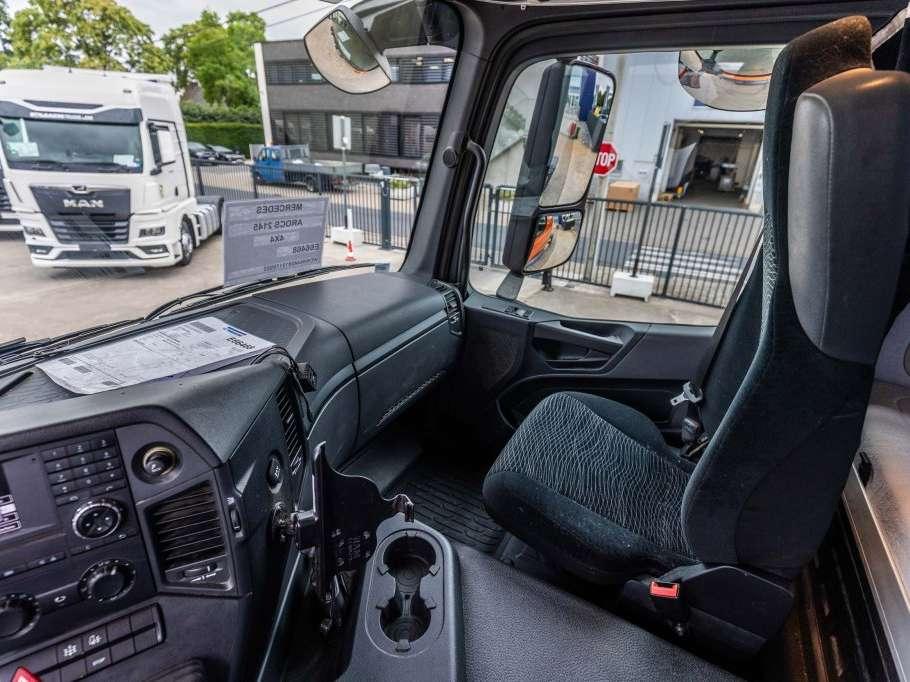 Mercedes-Benz AROCS 2145 - 4X4 Foto 14