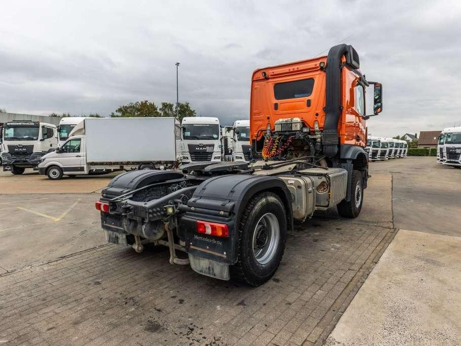 Mercedes-Benz AROCS 2145 - 4X4 Foto 4
