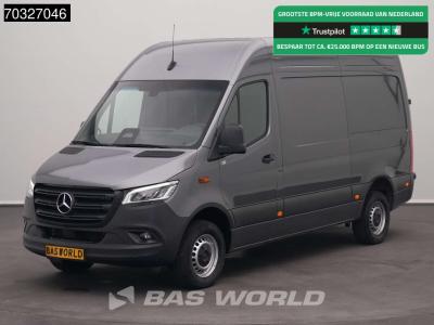 Mercedes-Benz Sprinter 317 CDI Automaat L2H2 170PK LED Navi Airco Cruise Camera 10inch MBUX CarPlay Parkeersensor in vendita da BAS World B.V.