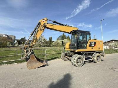 Caterpillar M320F in vendita da Simex Baumaschinenhandel GmbH