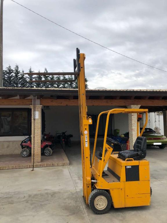 Carmi Carrello elevatore elettrico 3 ruote Foto 1