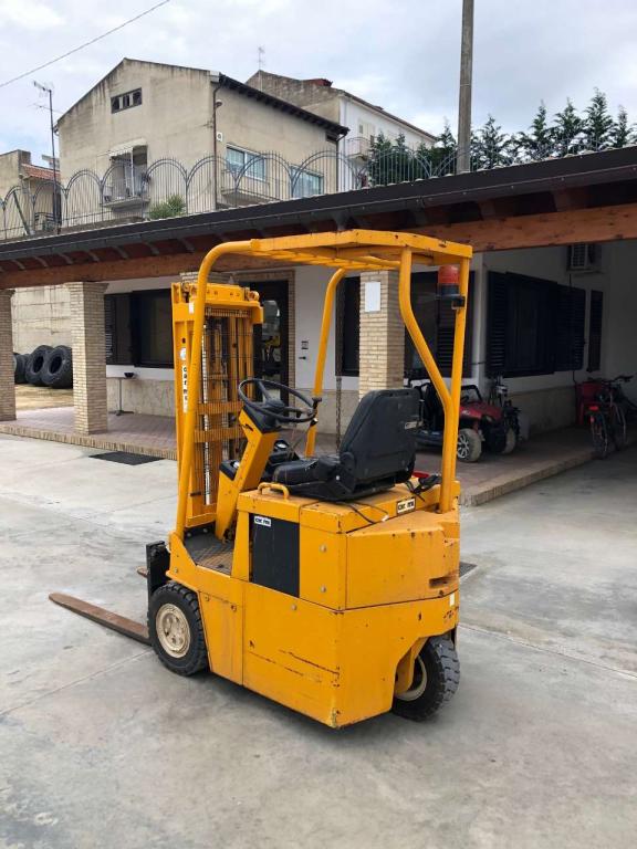 Carmi Carrello elevatore elettrico 3 ruote Foto 5