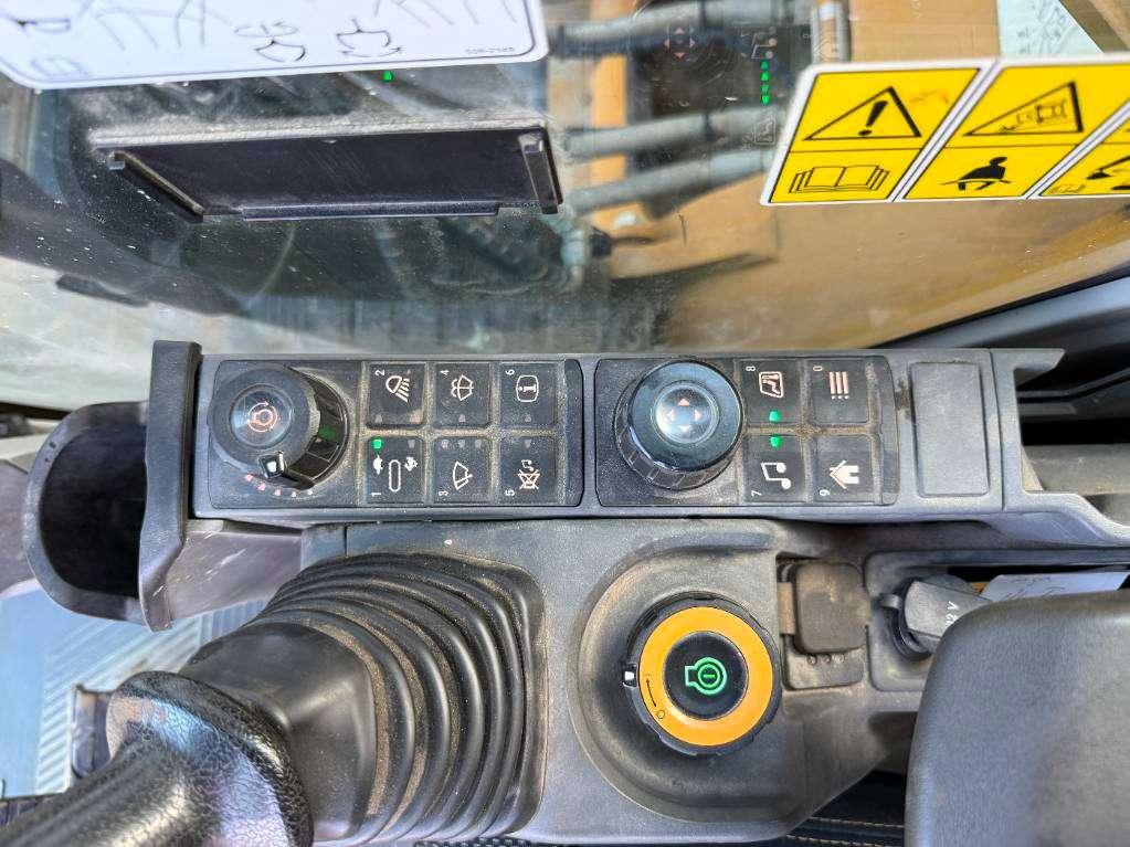 Caterpillar 323 - Next Gen - Hammer Lines / Quick Coupler Foto 13