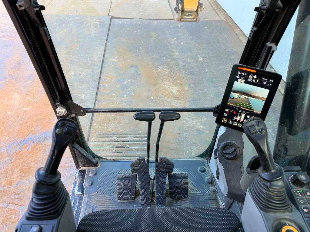 Caterpillar 323 - Next Gen - Hammer Lines / Quick Coupler Foto 9