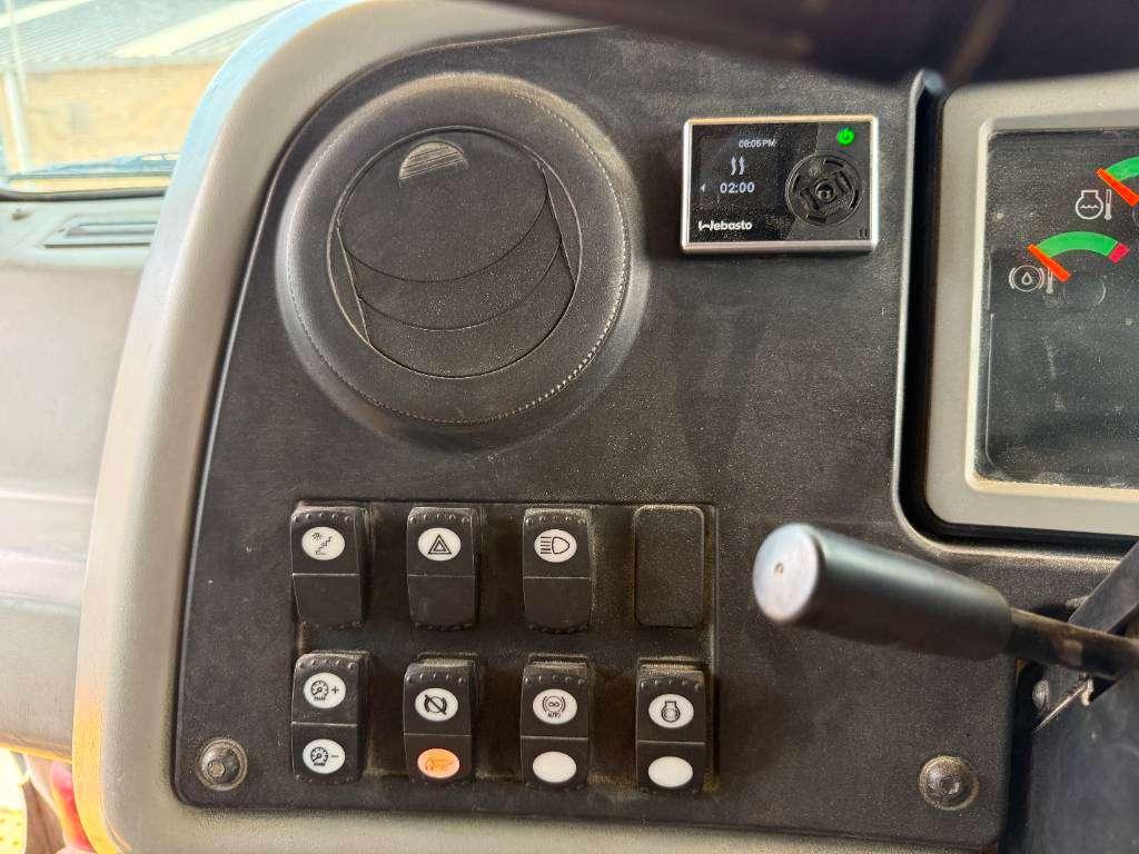 Caterpillar 772G - Automatic Greasing / Body Heating Foto 11