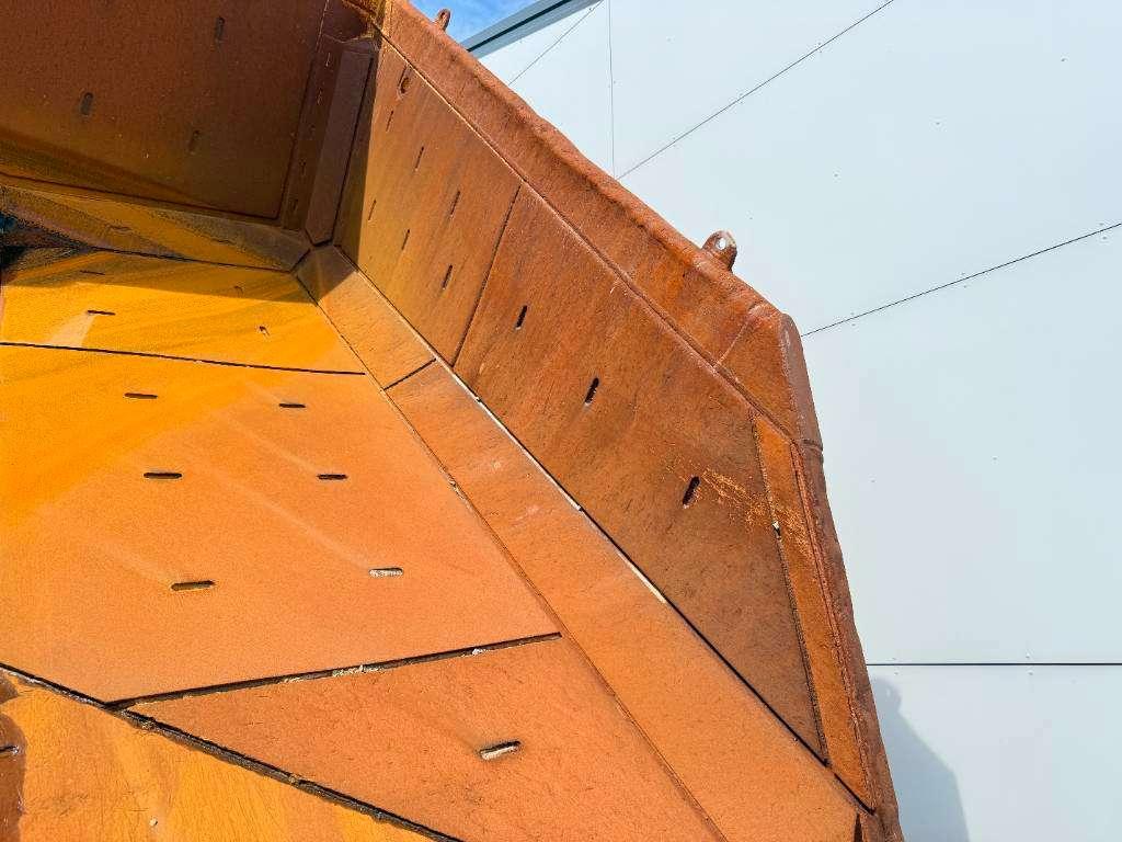Caterpillar 772G - Automatic Greasing / Body Heating Foto 22