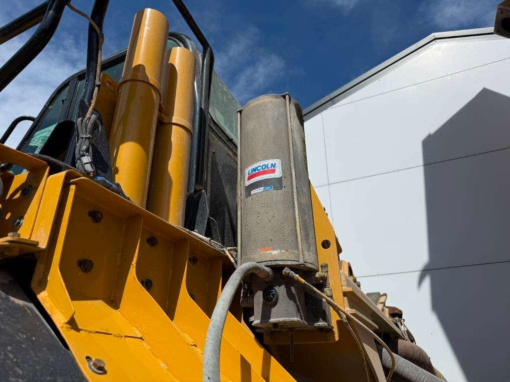 Caterpillar 772G - Automatic Greasing / Body Heating Foto 30