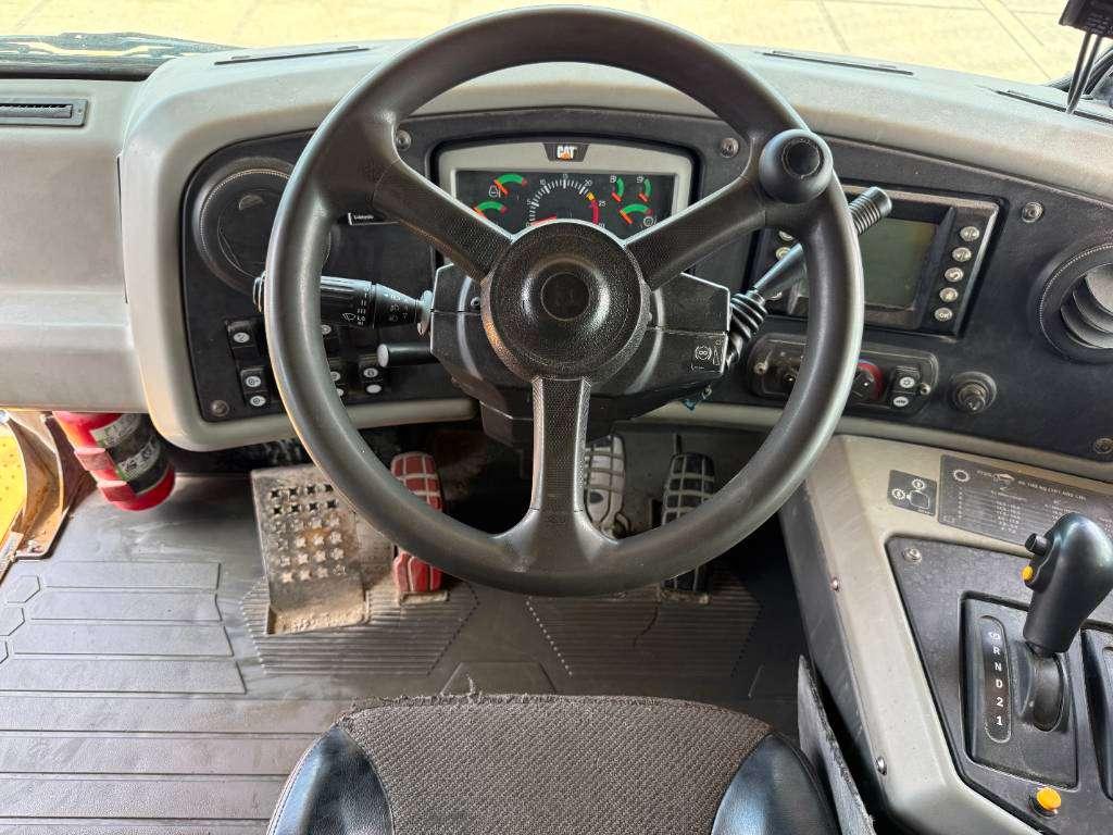 Caterpillar 772G - Automatic Greasing / Body Heating Foto 9