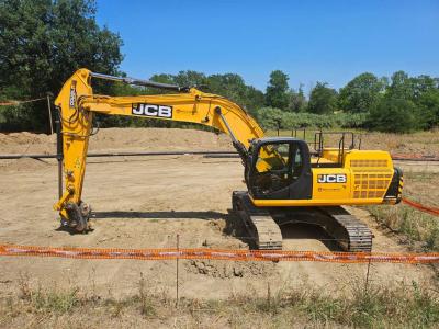 JCB JS 300 in vendita da Piolanti srl