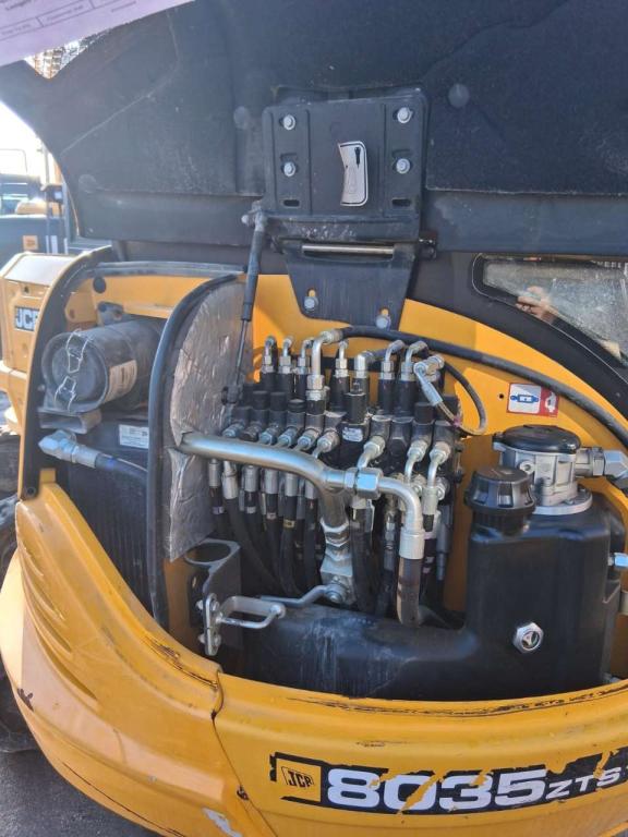 JCB 8035 Foto 5