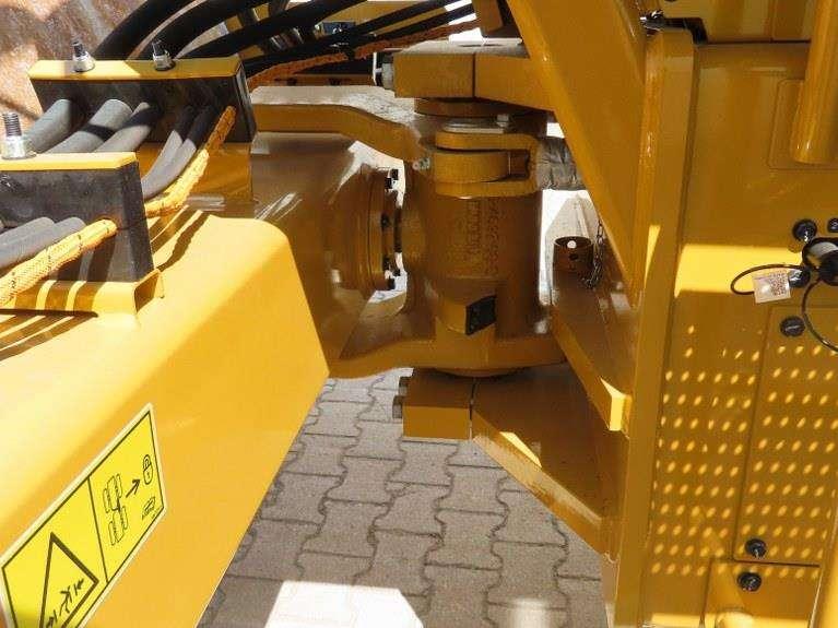 Caterpillar CS13 Foto 17