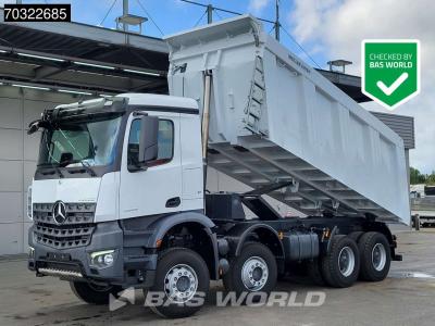 Mercedes-Benz Arocs 4245 8X4 in vendita da BAS World B.V.