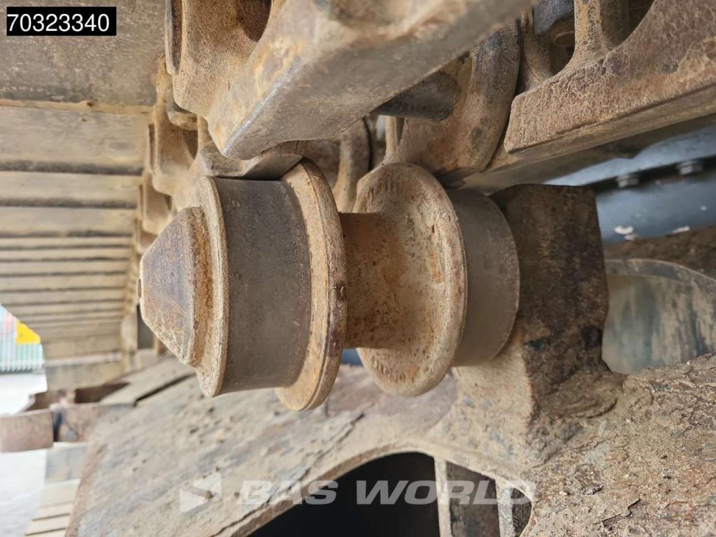 Komatsu PC240 LC-10 Foto 29