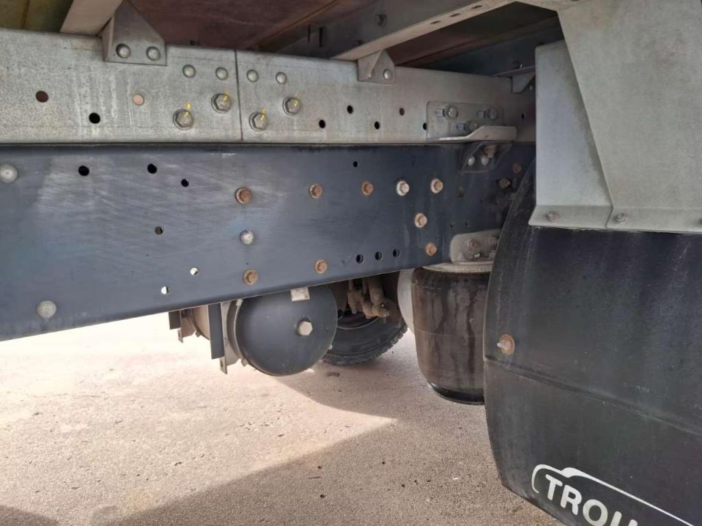 Iveco EUROCARGO CUBE 120-220 Foto 4