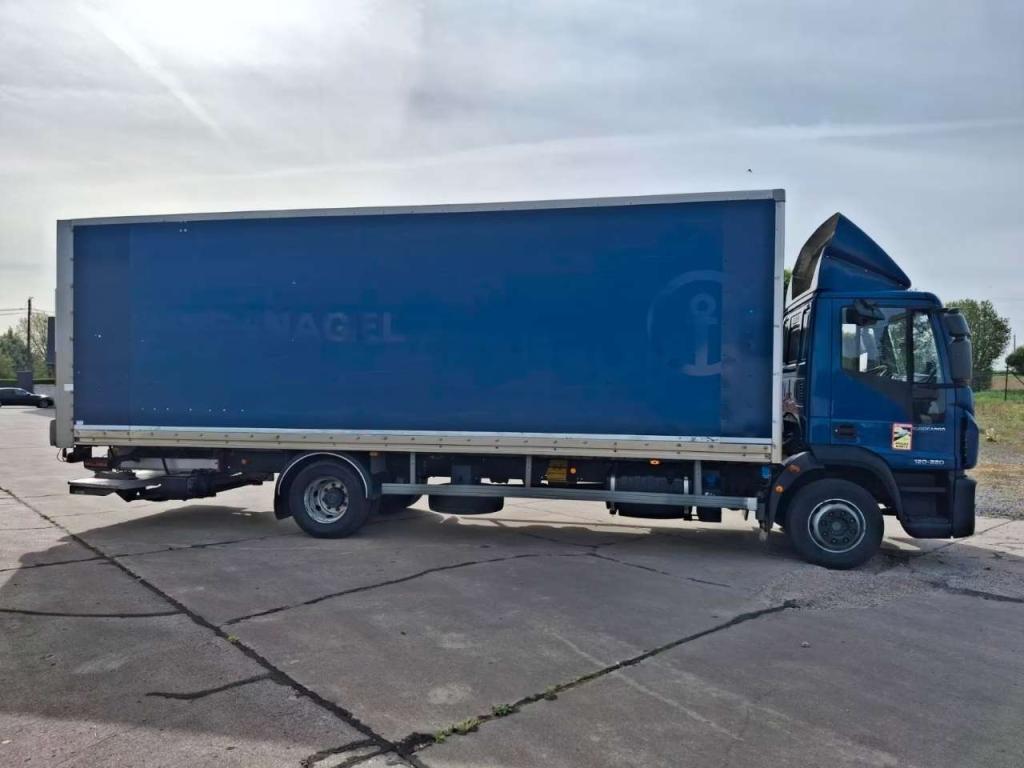 Iveco EUROCARGO CUBE 120-220 Foto 5