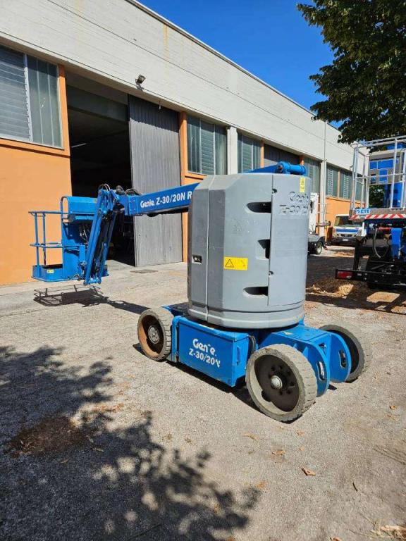 Genie Z30/20N RJ Foto 11