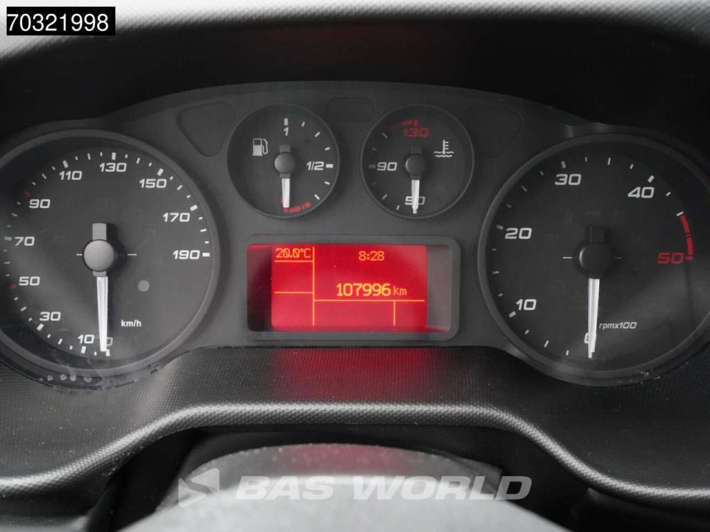 Iveco Daily 35S14 L2H2 Airco Cruise 3,5t Trekgewicht Euro6 L2 Airco Cruise control Foto 22