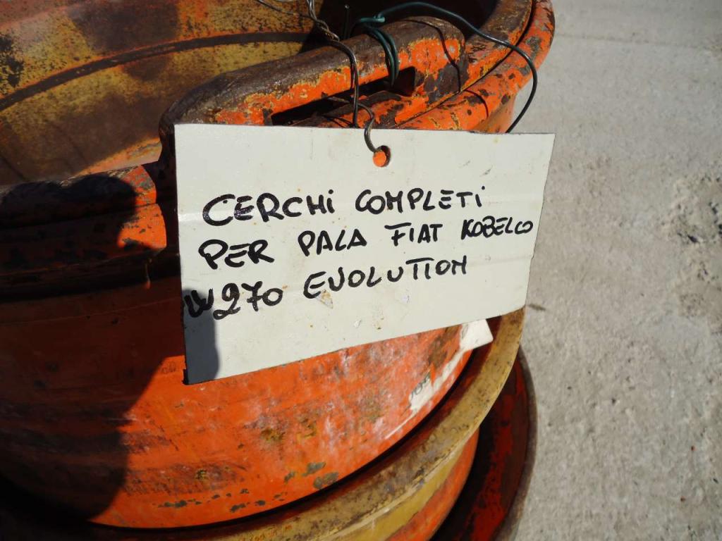 Cerchio per Fiat Kobelco W270 Foto 3