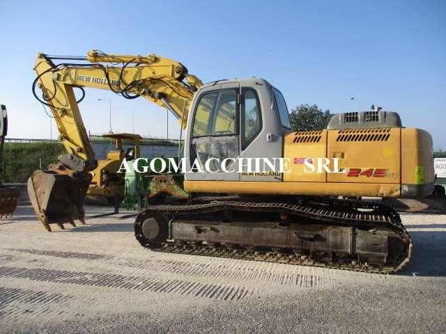 New Holland E245B Foto 4
