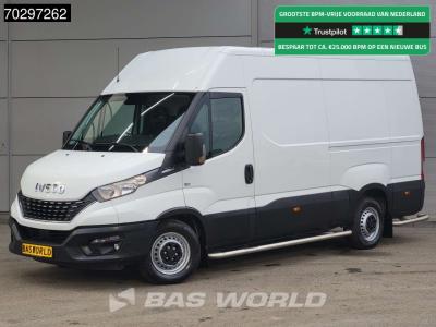 Iveco Daily 35S14 Automaat L2H2 3,5t Trekhaak Airco Cruise Standkachel Euro6 L2 Airco Trekhaak Cruise con in vendita da BAS World B.V.